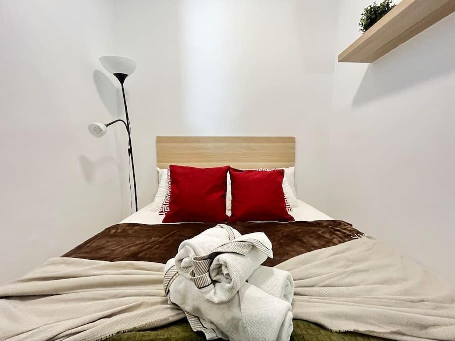 Piso Palma Madrid Temporal Apartment ภายนอก รูปภาพ